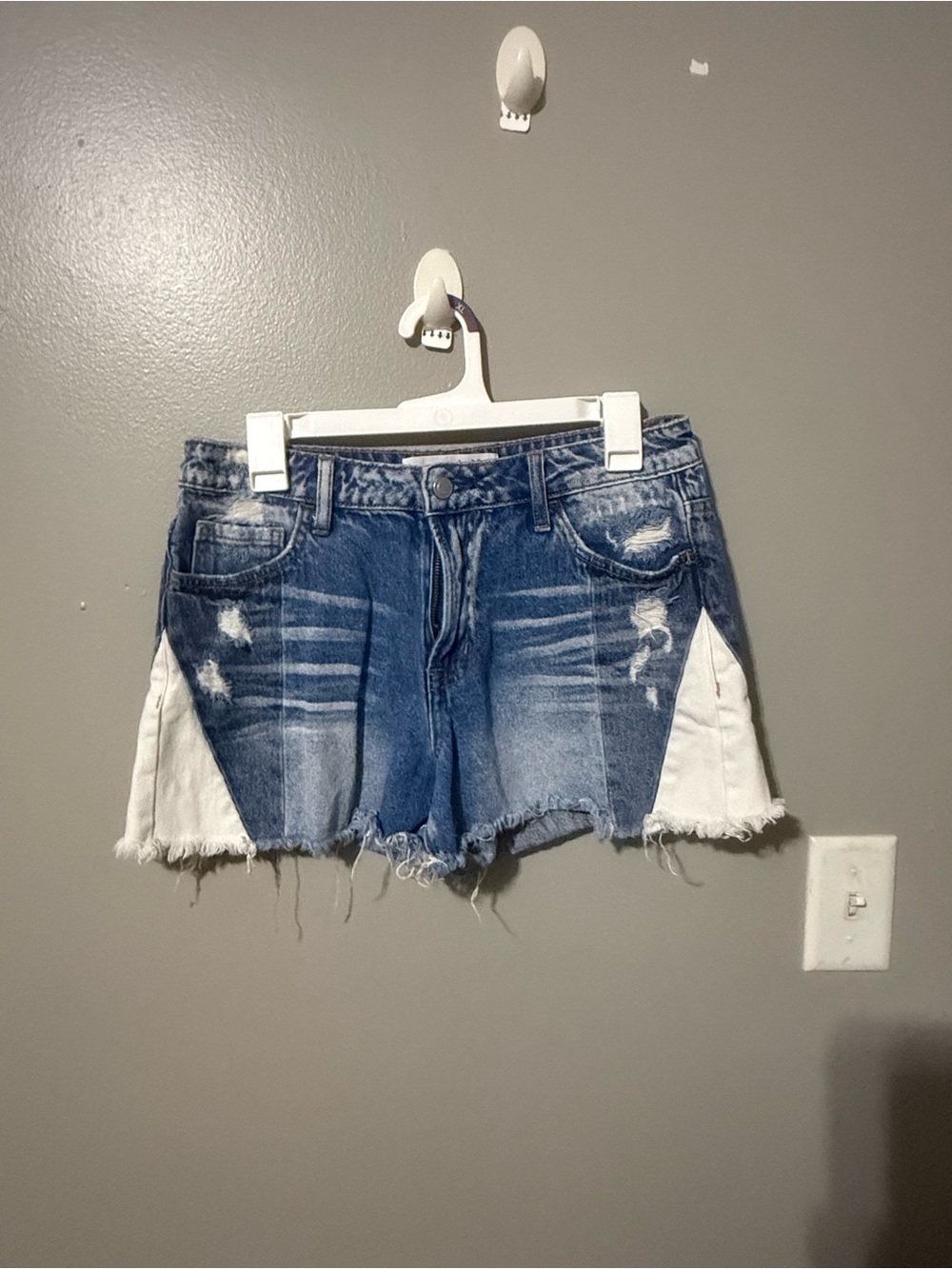 Bridge By Gly high rise pieced denim shorts size 28